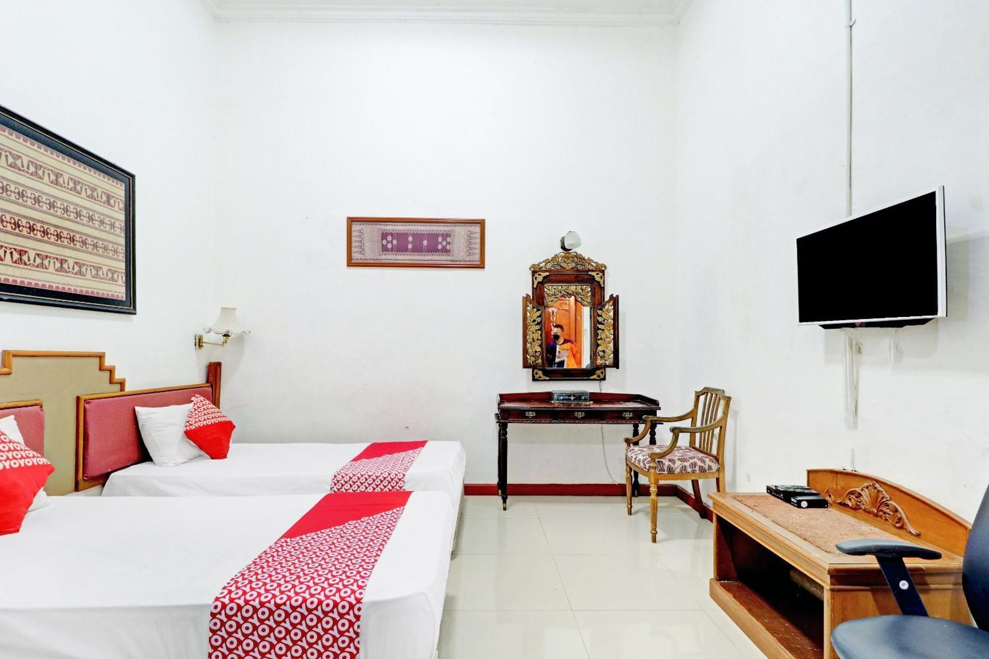 Hotel O Bandung Near Stadion Siliwangi Formerly The Ethnic Hotel Bandung Zewnętrze zdjęcie