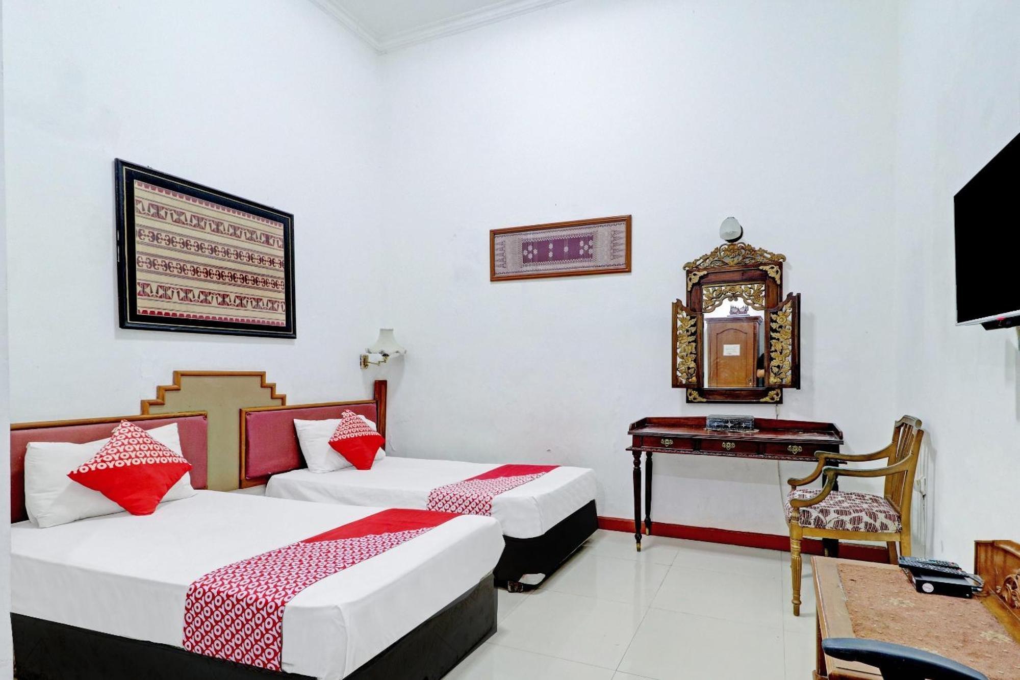 Hotel O Bandung Near Stadion Siliwangi Formerly The Ethnic Hotel Bandung Zewnętrze zdjęcie